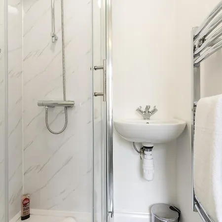 Charlotte Street House *